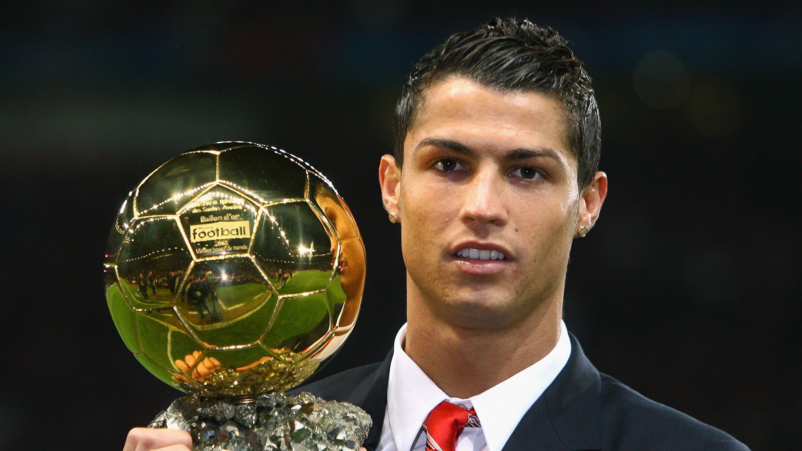 纽伦堡客场大胜前沿,引发球迷热议,纽伦堡足球