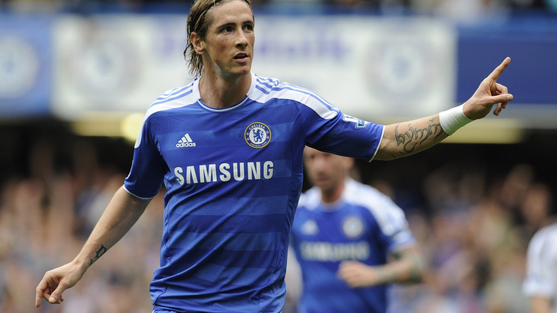 “高新体育中心武术：传统功夫与现代竞技的精彩对抗”